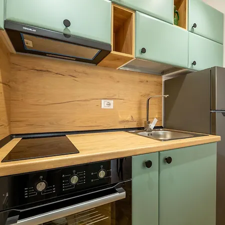 Apartment Tirent Apartment-modern Bedrooms Near Liqeni I Thate