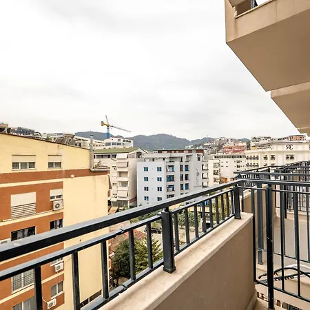 Tirent Apartment-modern Bedrooms Near Liqeni I Thate * Tirana