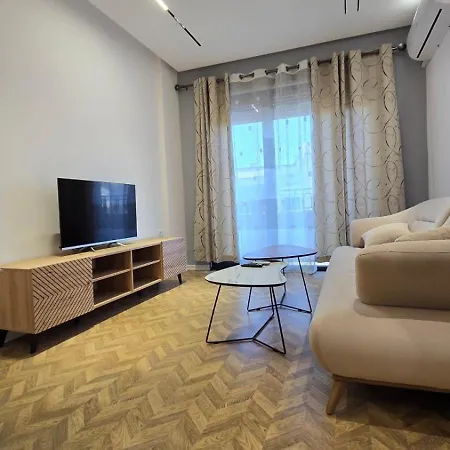 Tirent Apartment-modern Bedrooms Near Liqeni I Thate ティラナ