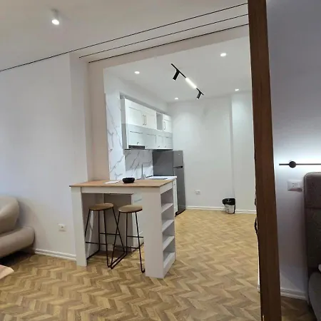 Apartment Tirent Apartment-modern Bedrooms Near Liqeni I Thate