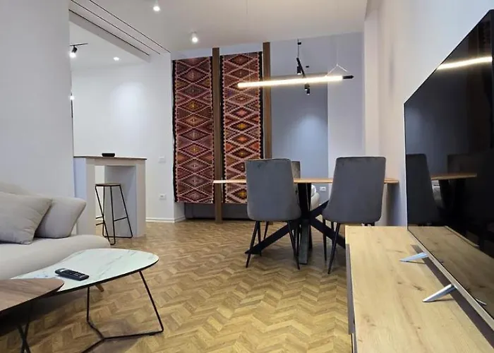 Apartmán Tirent Apartment-modern Bedrooms Near Liqeni I Thate Tirana