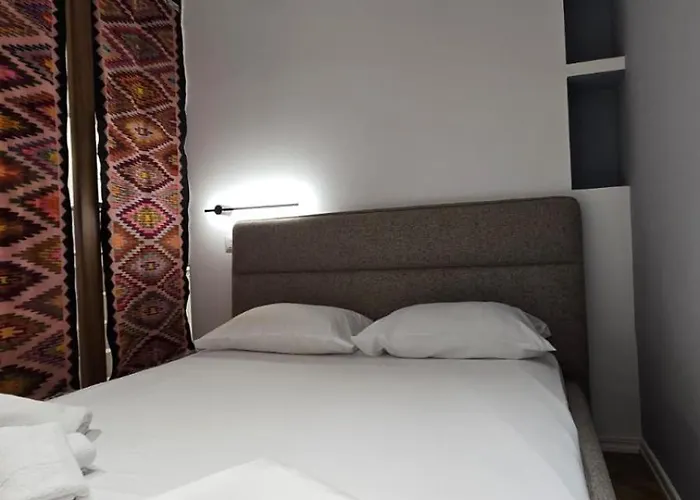 Tirent Apartment-modern Bedrooms Near Liqeni I Thate Apartmán *