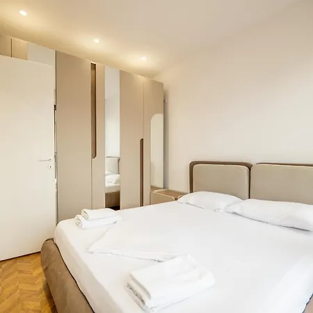 Апартаменты Tirent Apartment-modern Bedrooms Near Liqeni I Thate *