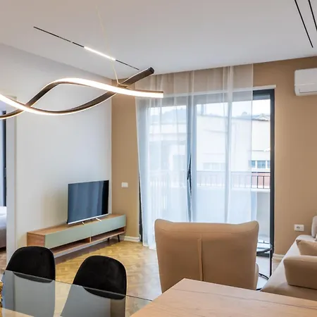 Tirent Apartment-modern Bedrooms Near Liqeni I Thate Apartment Tirana