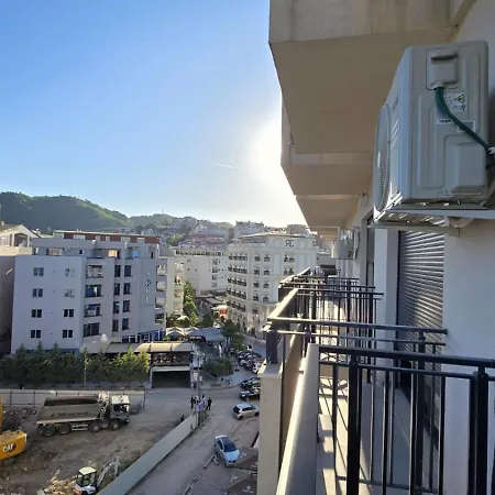 Tirent Apartment-modern Bedrooms Near Liqeni I Thate 公寓 地拉那