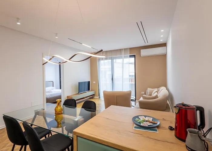 Tirent Apartment-modern Bedrooms Near Liqeni I Thate 公寓 *