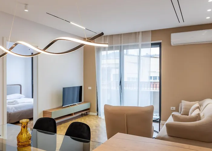 Tirent Apartment-modern Bedrooms Near Liqeni I Thate Appartamento Tirana