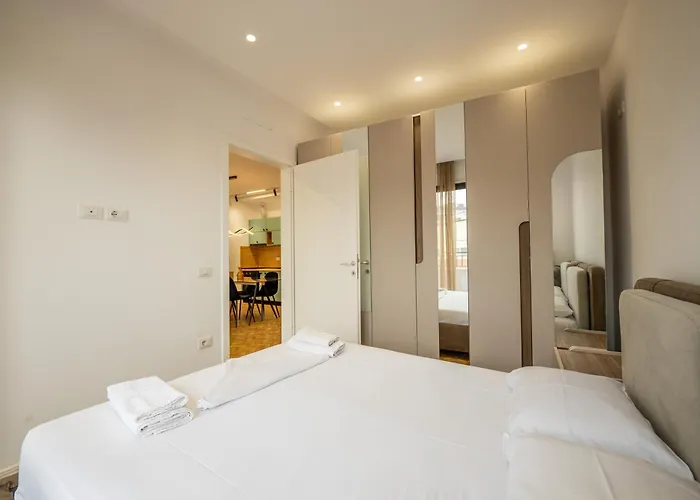 Tirent Apartment-modern Bedrooms Near Liqeni I Thate Appartamento Tirana