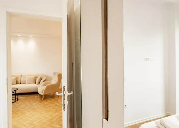 Tirent Apartment-modern Bedrooms Near Liqeni I Thate 公寓 *