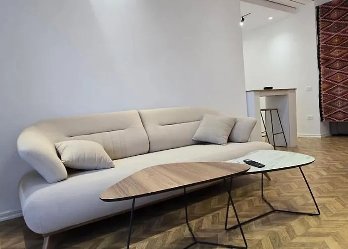 Tirent Apartment-modern Bedrooms Near Liqeni I Thate Tirana