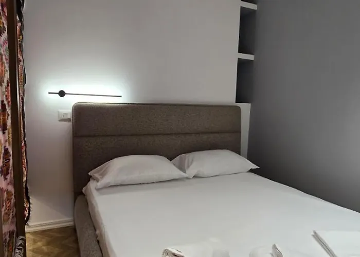 Tirent Apartment-modern Bedrooms Near Liqeni I Thate Appartement Tirana